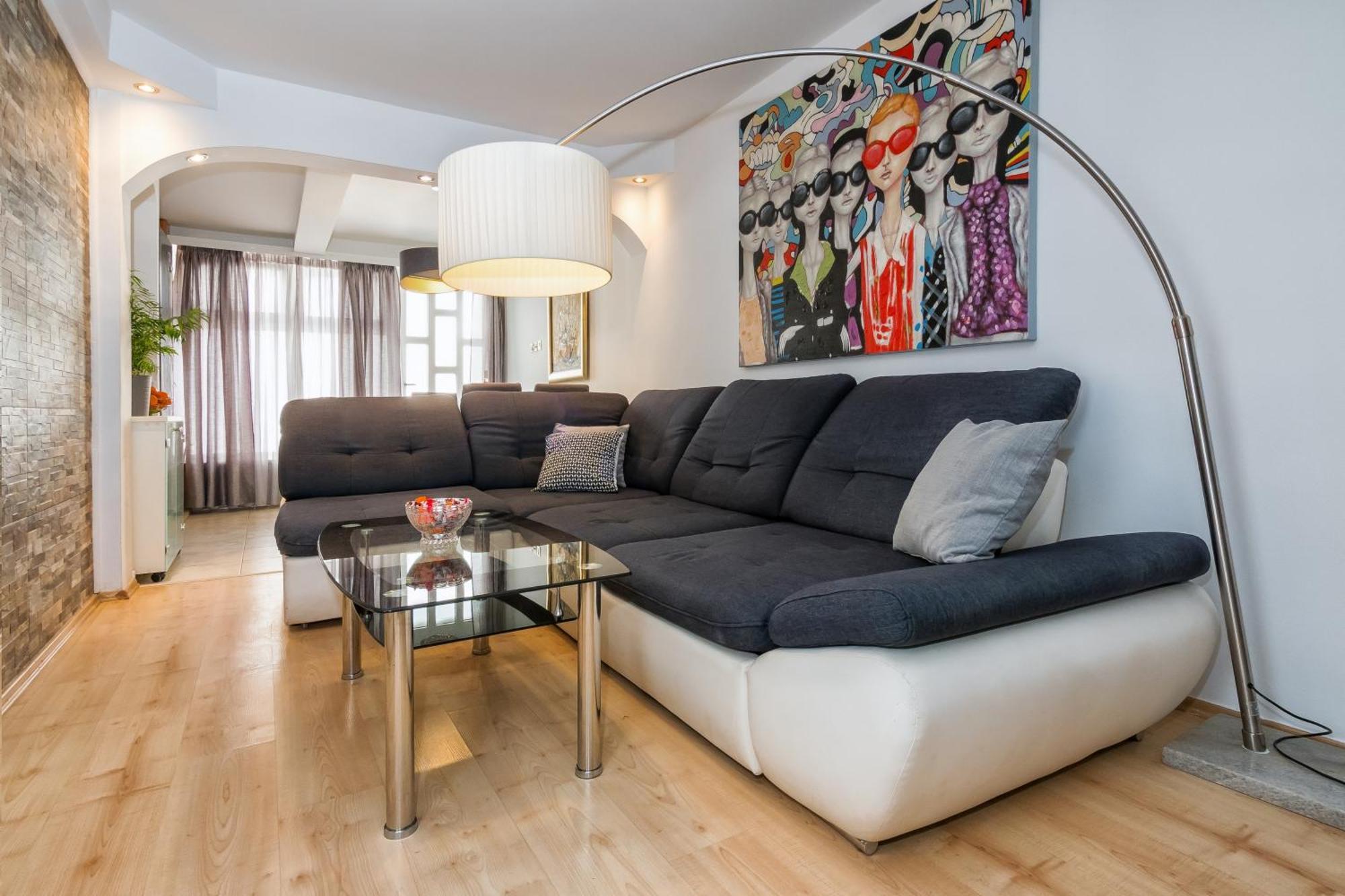Relaxing 2Bd Apartment, Ground Floor - Walk To Old Town Split Exterior foto